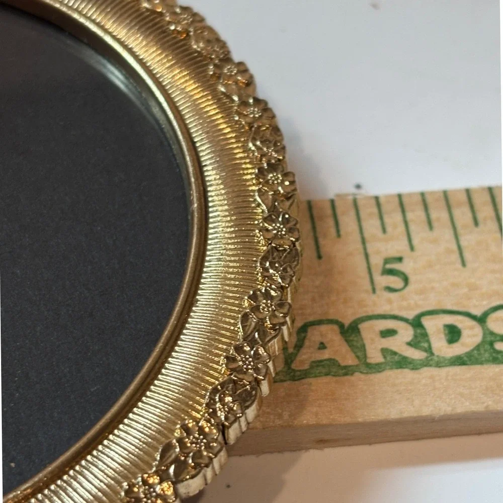 Vintage Gold Ornate Picture Frame Set Heart and Round Floral Scroll PF027